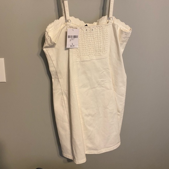 (SOLD) Forever 21 Lace Trim Buttoned Denim Dress - Picture 4 of 5